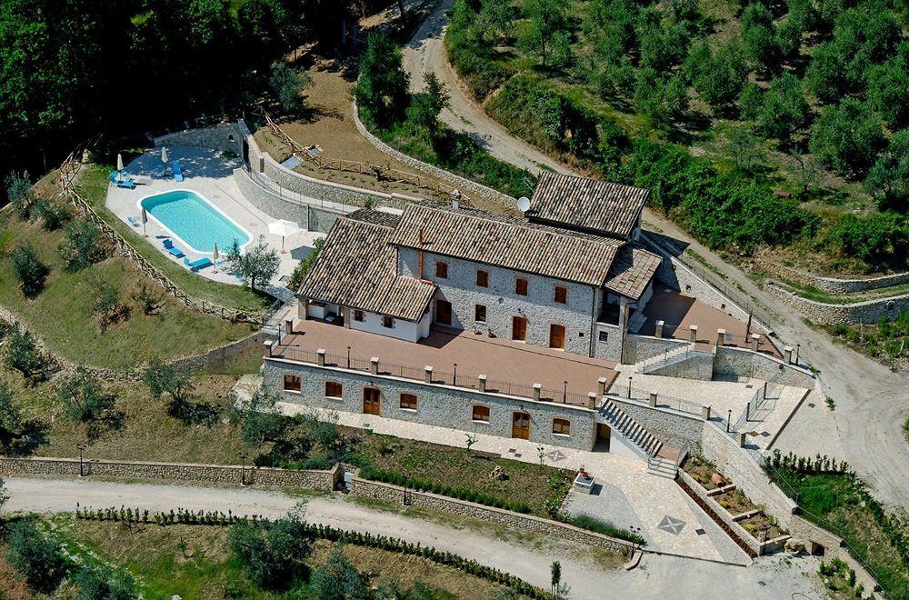 Pucci Country House Ferentillo ภายนอก รูปภาพ